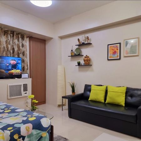 One Palm Tree Villas Condo Across Naia Terminal 3 Manila Eksteriør billede