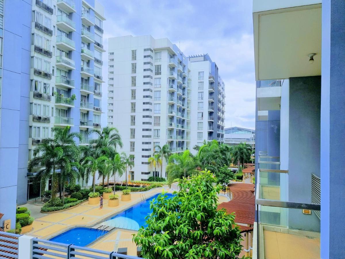 One Palm Tree Villas Condo Across Naia Terminal 3 Manila Eksteriør billede