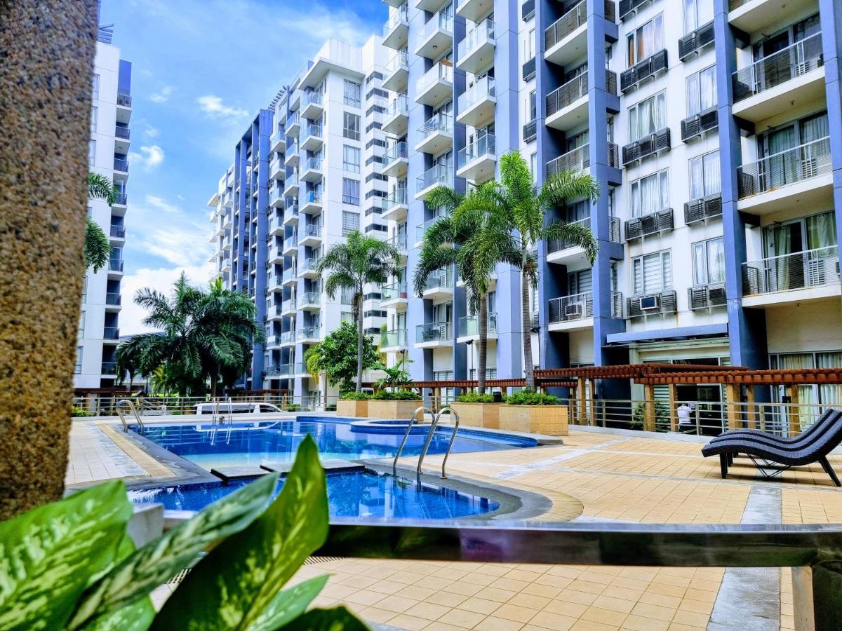 One Palm Tree Villas Condo Across Naia Terminal 3 Manila Eksteriør billede