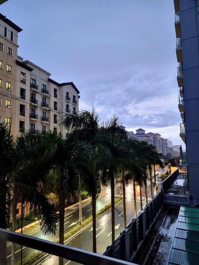 One Palm Tree Villas Condo Across Naia Terminal 3 Manila Eksteriør billede