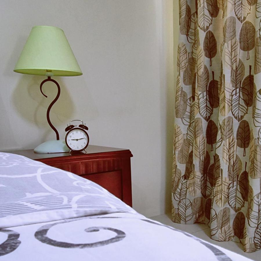 One Palm Tree Villas Condo Across Naia Terminal 3 Manila Eksteriør billede