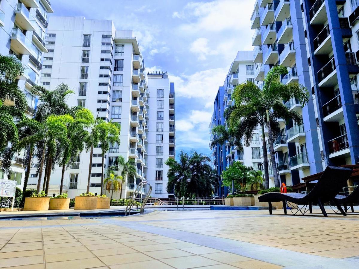 One Palm Tree Villas Condo Across Naia Terminal 3 Manila Eksteriør billede