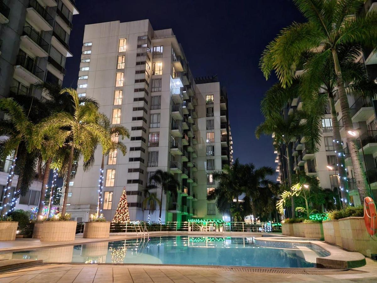 One Palm Tree Villas Condo Across Naia Terminal 3 Manila Eksteriør billede