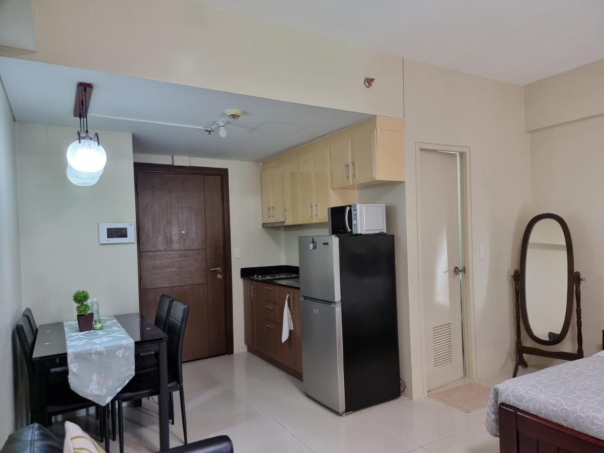 One Palm Tree Villas Condo Across Naia Terminal 3 Manila Eksteriør billede
