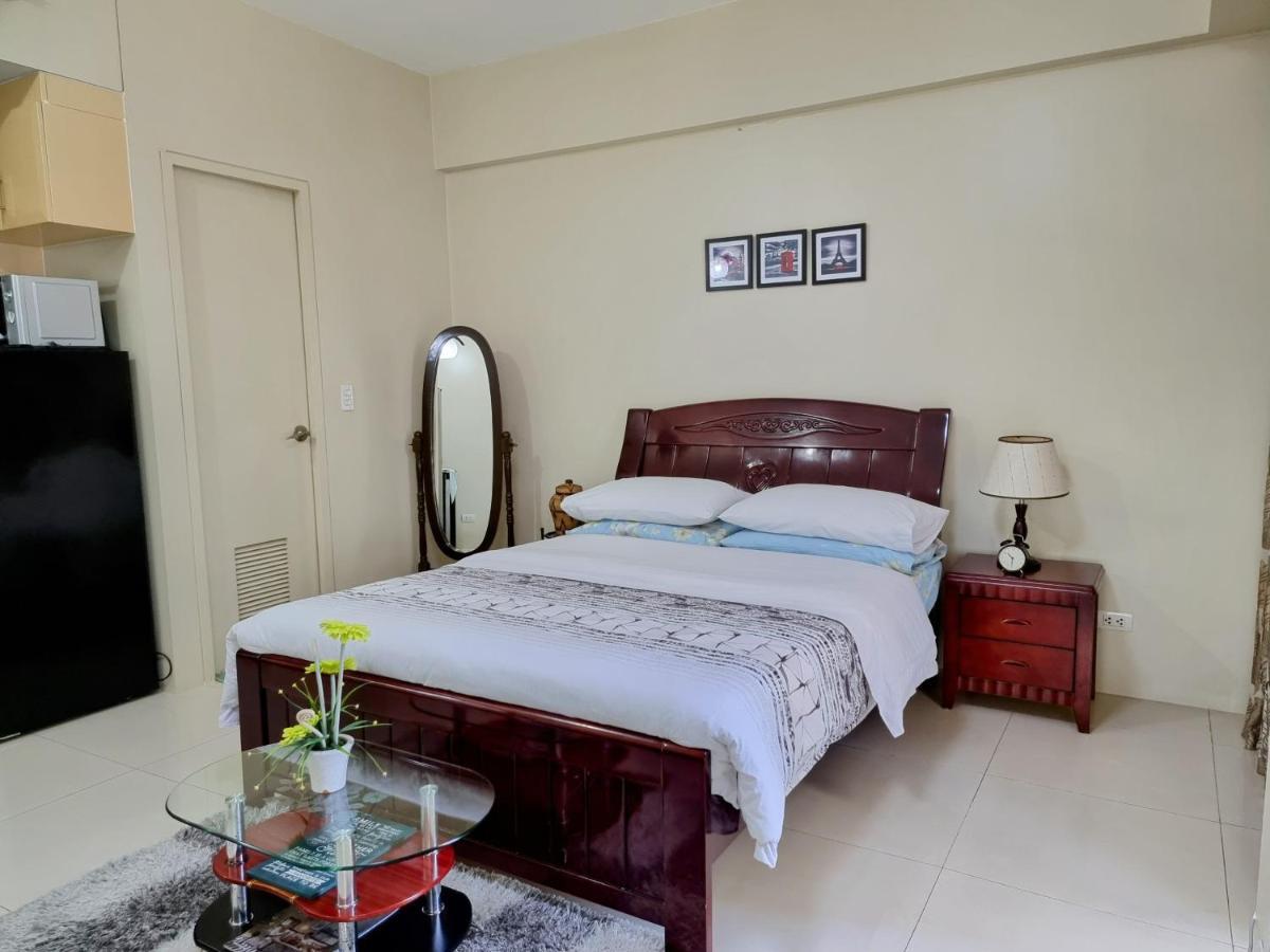 One Palm Tree Villas Condo Across Naia Terminal 3 Manila Eksteriør billede