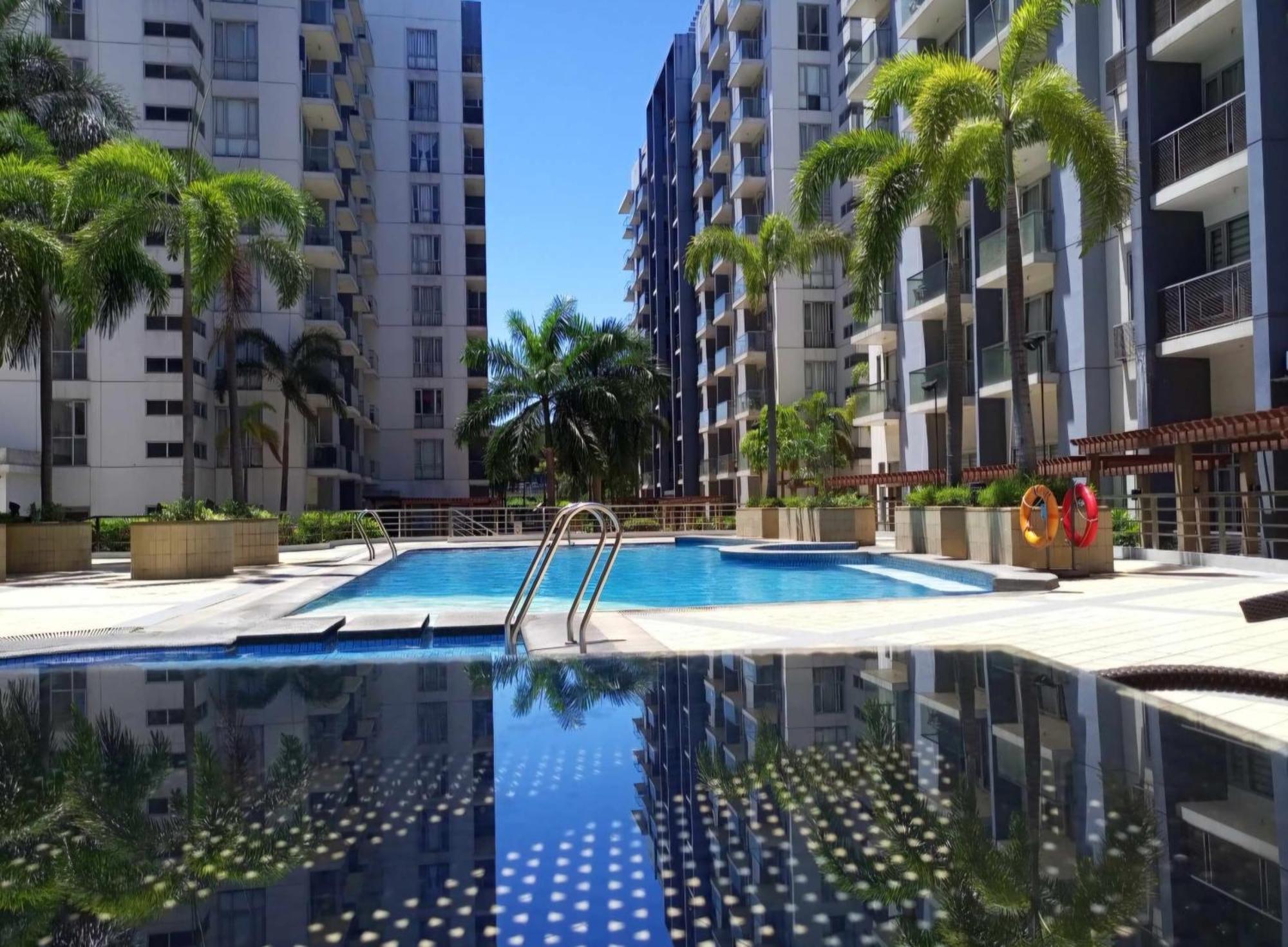 One Palm Tree Villas Condo Across Naia Terminal 3 Manila Eksteriør billede