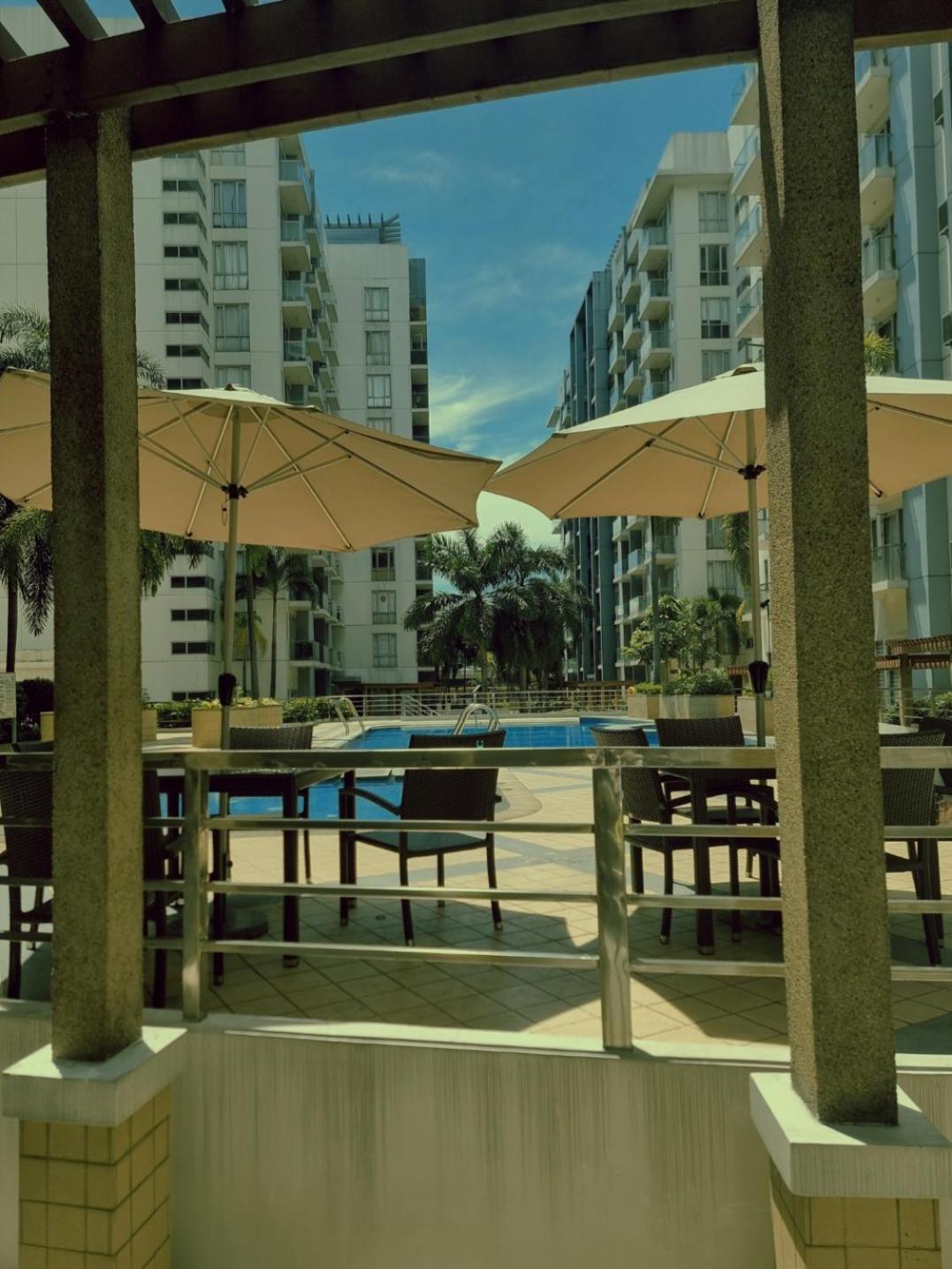 One Palm Tree Villas Condo Across Naia Terminal 3 Manila Eksteriør billede