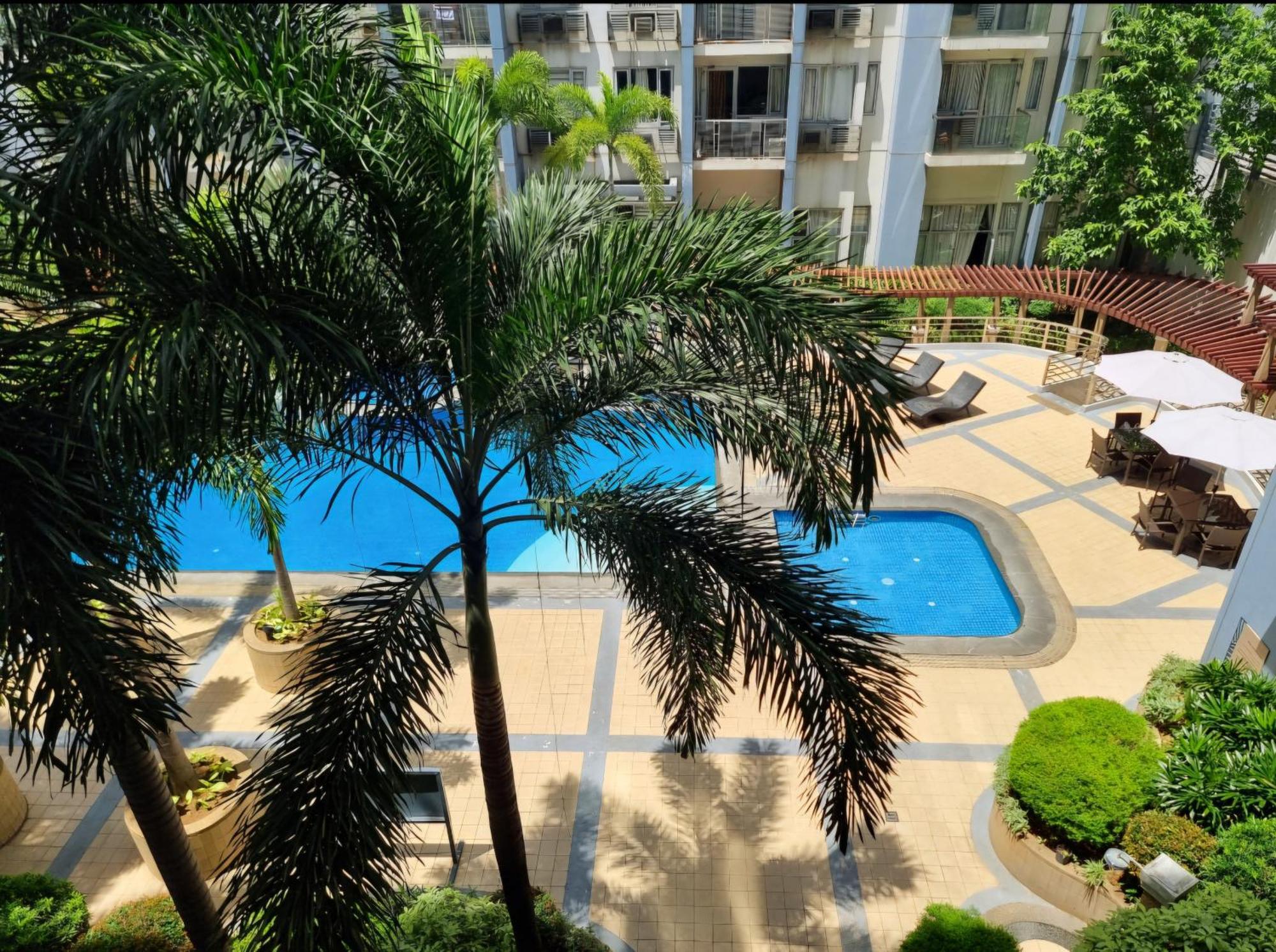 One Palm Tree Villas Condo Across Naia Terminal 3 Manila Eksteriør billede